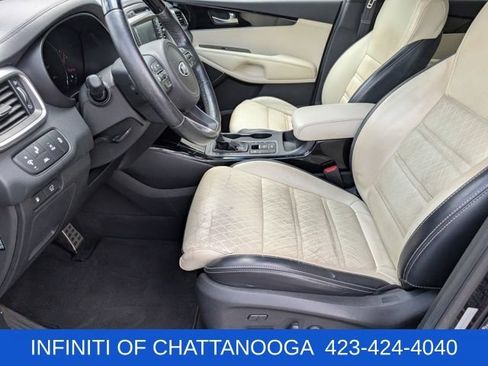 Used 2018 Kia Sorento SX FWD image 21