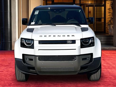 New 2026 Land Rover Defender 110 S AWD/4WD image 3
