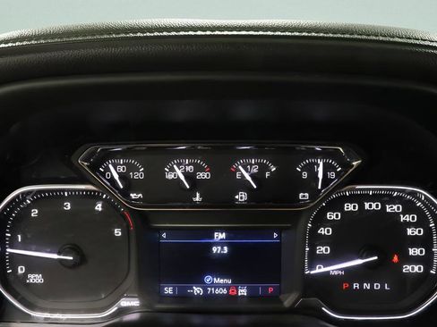 Used 2021 GMC Sierra 2500 AT4 w/ AT4 Preferred Package AWD/4WD image 14
