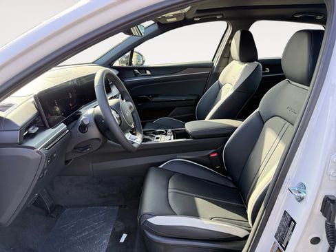 New 2026 Kia K5 GT-Line image 10