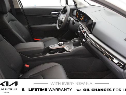 New 2026 Kia Sportage EX AWD/4WD image 16