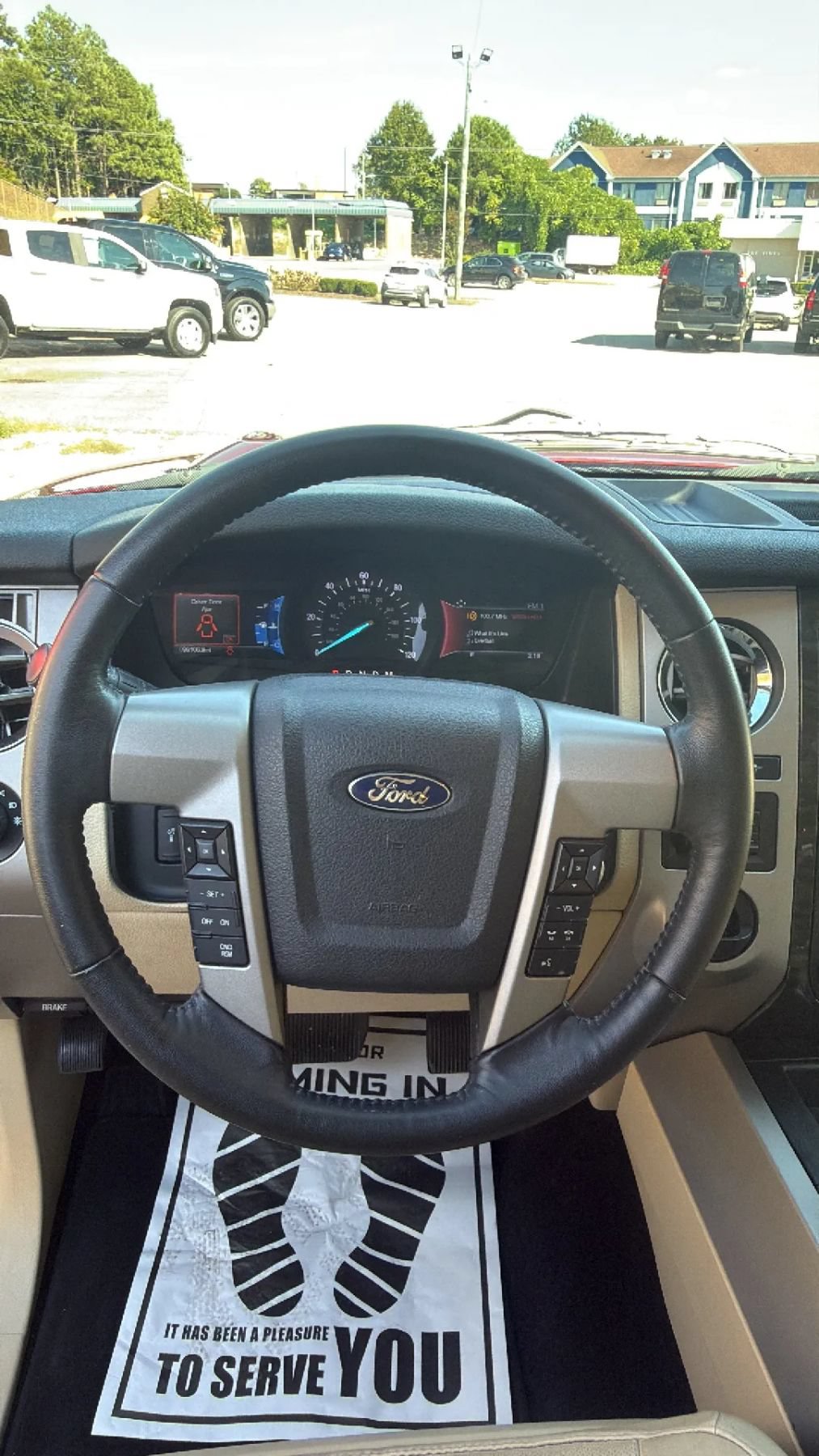 Used 2015 Ford Expedition Limited w/ Equipment Group 301A RWD image 21