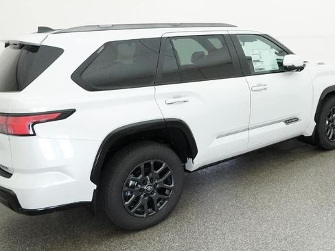 New 2026 Toyota Sequoia Platinum AWD/4WD image 9