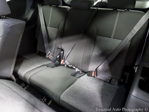 Certified 2025 GMC Acadia Elevation image 12