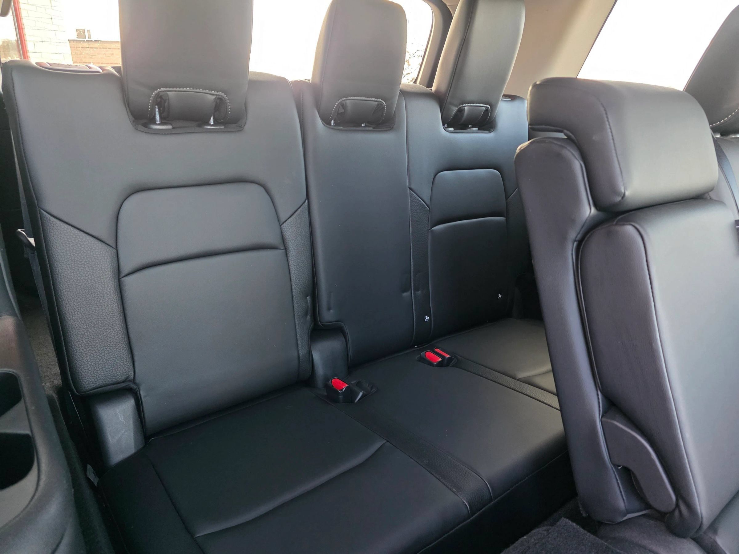 Used 2024 Nissan Pathfinder SL w/ Cargo Package FWD image 13