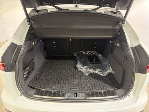 New 2026 Jaguar F-PACE R-Dynamic S image 29