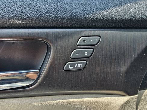 Used 2015 Honda Accord EX-L image 31