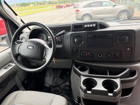 Used 2017 Ford E-350 and Econoline 350 Super Duty RWD image 8