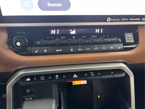 Used 2022 Toyota Tundra 1794 Edition AWD/4WD image 39