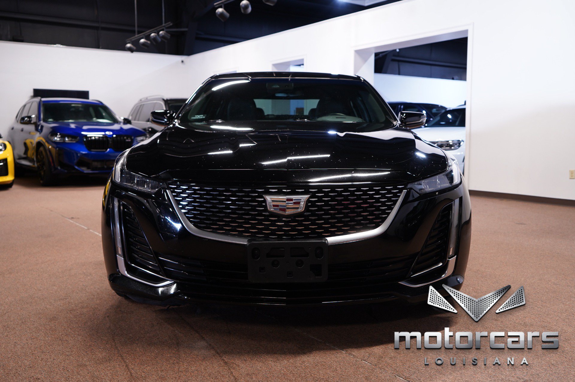 Used 2023 Cadillac CT5 Luxury RWD image 2