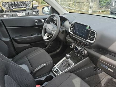 New 2026 Hyundai Venue SEL FWD image 10