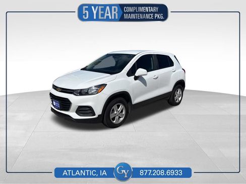 Used 2021 Chevrolet Trax LS w/ Tint and Cruise Package AWD/4WD image 1