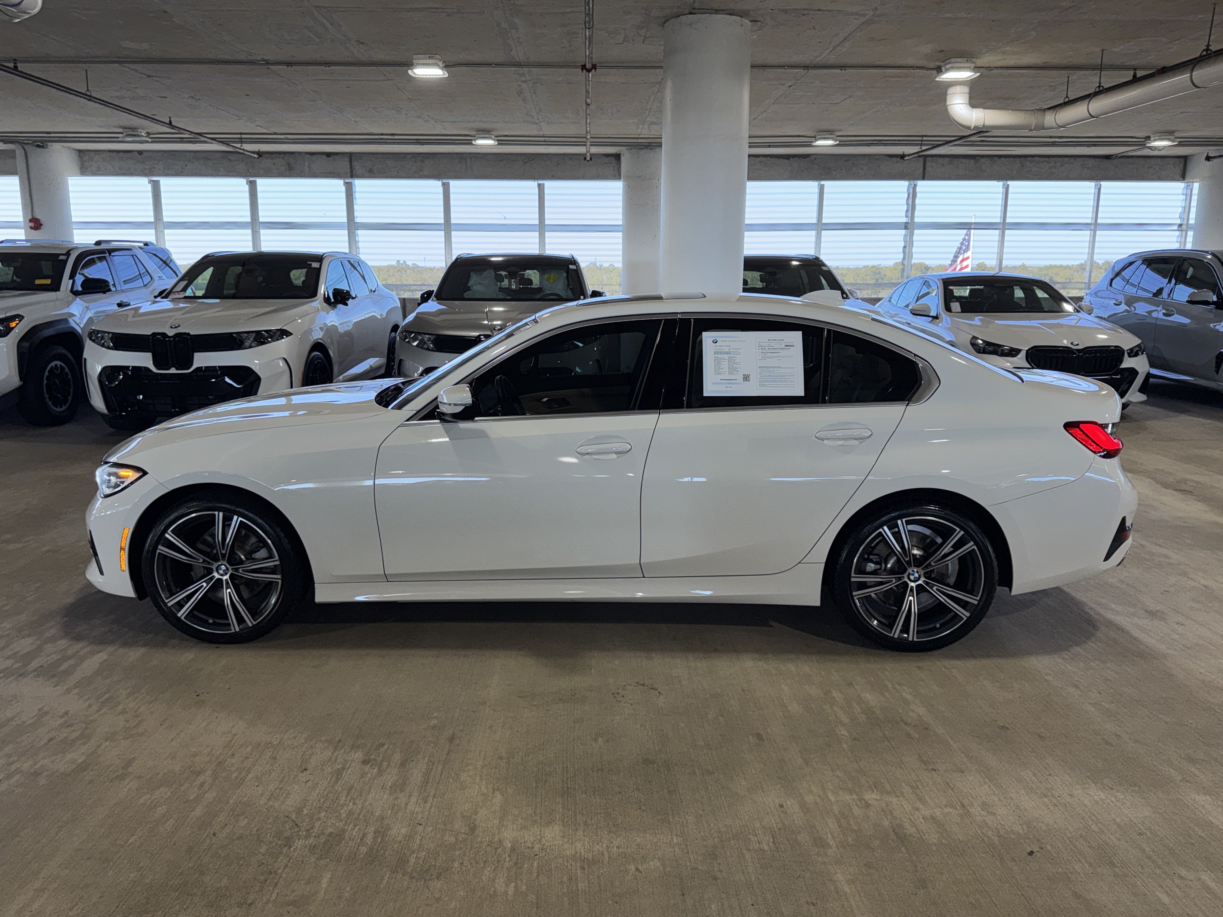 Used 2022 BMW 330i Sedan w/ Driving Assistance Package RWD image 6