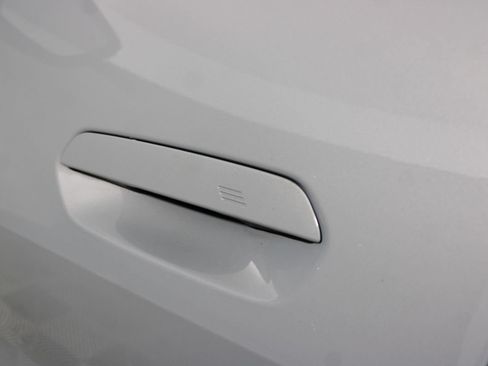 Used 2023 BMW i4 eDrive40 w/ M Sport Package RWD image 42