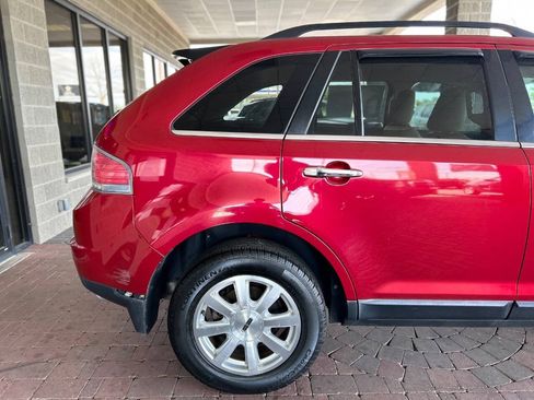 Used 2010 Lincoln MKX 2WD image 17