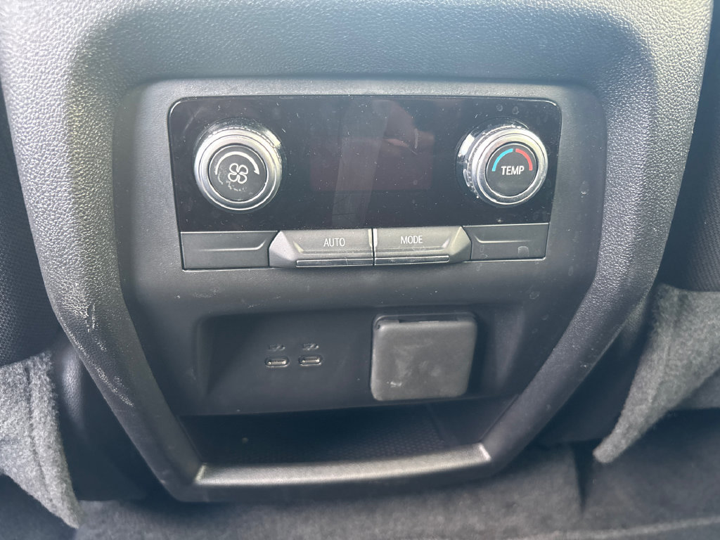 Used 2026 GMC Acadia Elevation FWD image 9