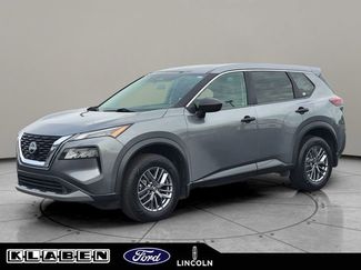 Used 2023 Nissan Rogue S AWD/4WD video 1