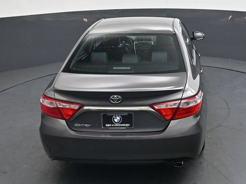 Used 2017 Toyota Camry SE FWD image 30