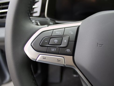 New 2026 Volkswagen Jetta SE image 16