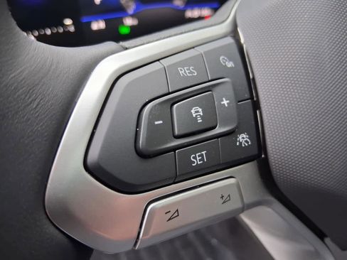 New 2026 Volkswagen Jetta SE FWD image 16