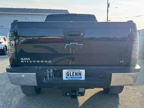 Used 2014 Chevrolet Silverado 2500 LT w/ Z71 Appearance Package AWD/4WD image 5