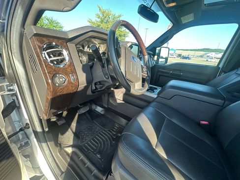 Used 2014 Ford F450 Platinum AWD/4WD image 17