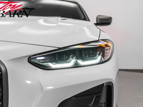 Used 2021 BMW M440i Convertible w/ Premium Package image 18