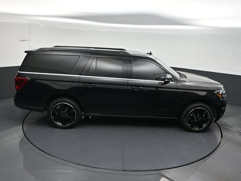 Used 2024 Ford Expedition Max Limited AWD/4WD image 22