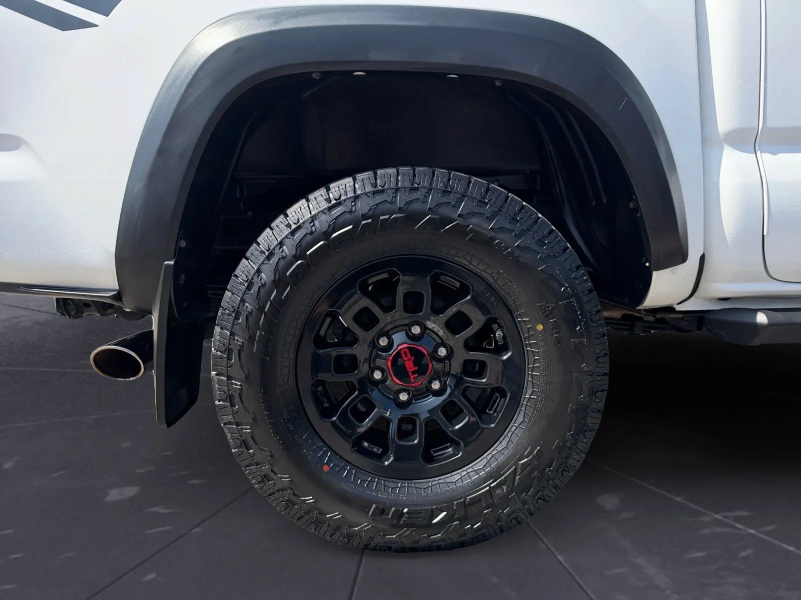 Used 2018 Toyota Tacoma TRD Pro AWD/4WD image 27