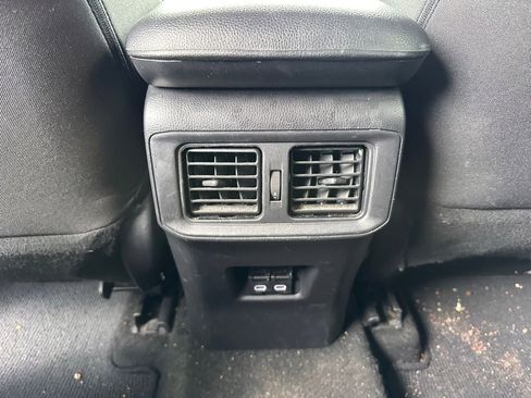 Used 2024 Toyota RAV4 SE image 16