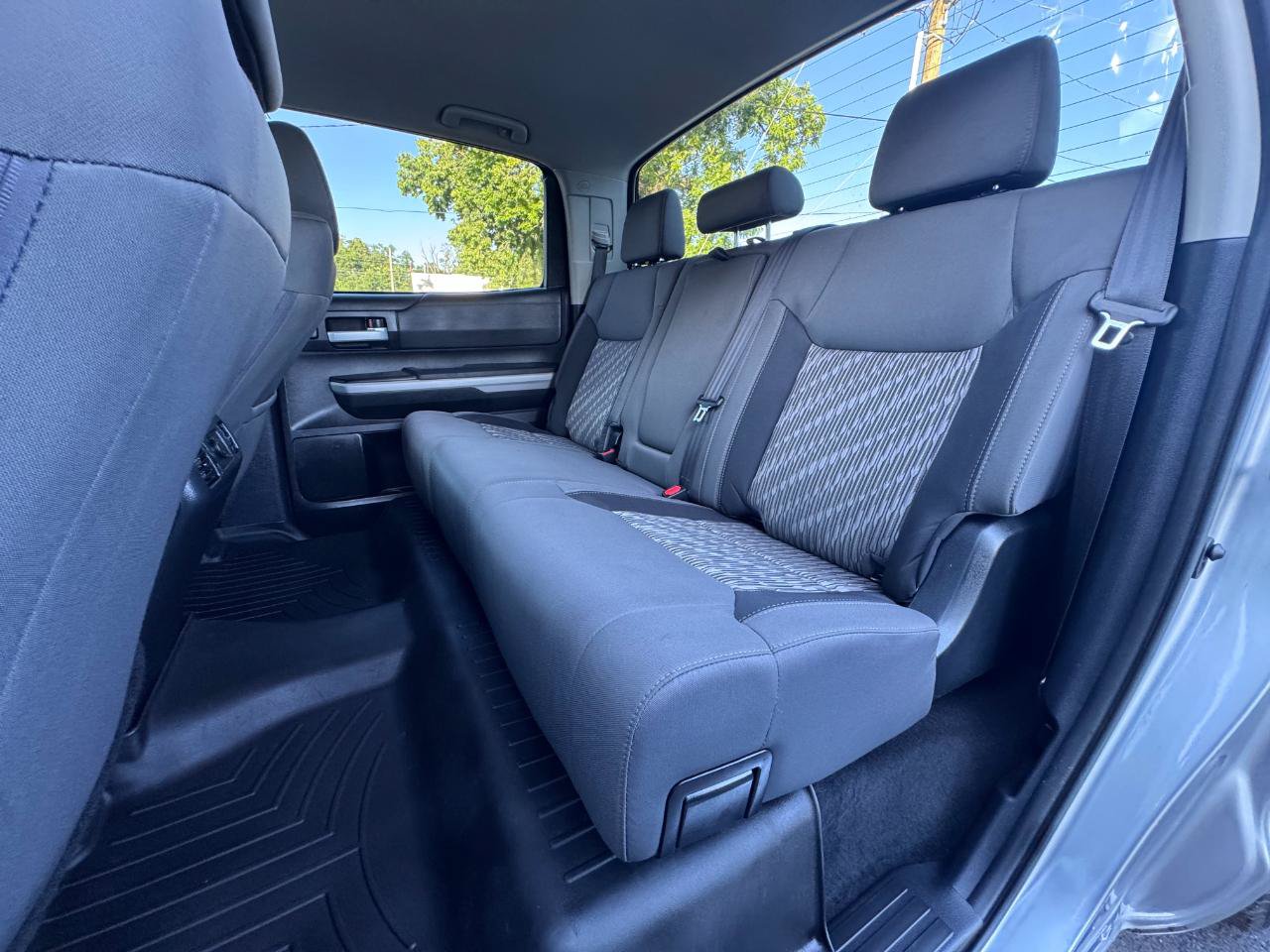 Used 2019 Toyota Tundra SR5 w/ SR5 Upgrade Package AWD/4WD image 19