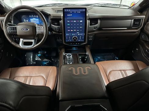 Used 2024 Ford Expedition Max King Ranch AWD/4WD image 25