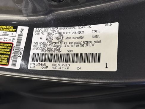 Used 2024 Toyota Tundra Limited w/ Power Package AWD/4WD image 11