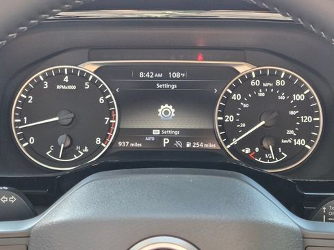 Certified 2026 Nissan Pathfinder SV AWD/4WD image 28