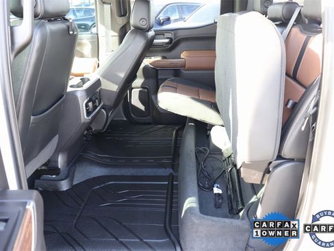 Used 2021 Chevrolet Silverado 1500 High Country w/ Technology Package image 17
