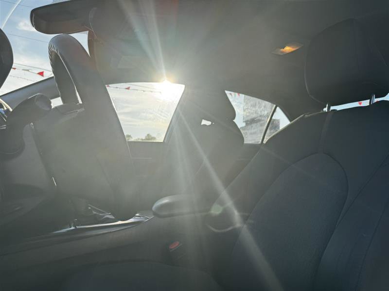 Used 2020 Toyota Camry LE FWD image 19