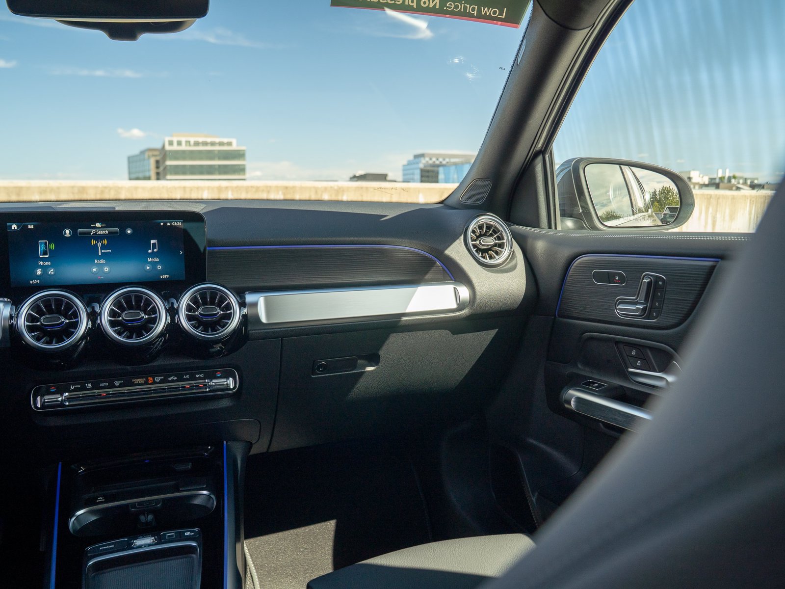 Certified 2026 Mercedes-Benz GLB 250 4MATIC image 21