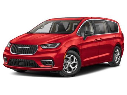 Used 2025 Chrysler Pacifica Limited
