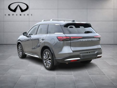 Certified 2026 INFINITI QX60 Luxe w/ Cargo Package FWD image 5