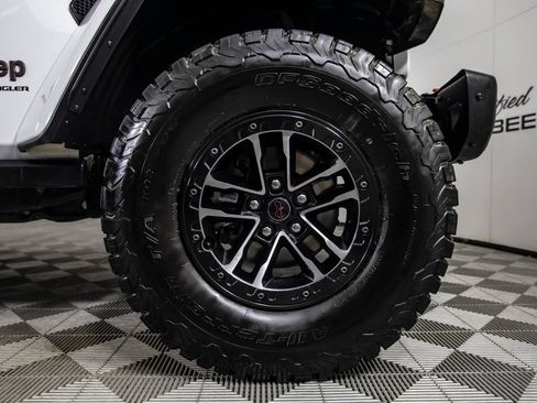 Used 2026 Jeep Wrangler Rubicon AWD/4WD image 39