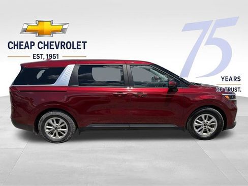 Used 2024 Kia Carnival LX FWD image 5