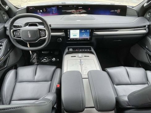 New 2026 Lincoln Navigator L Reserve w/ Jet Appearance Package image 11