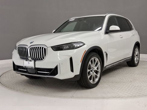 Certified 2024 BMW X5 xDrive40i w/ Parking Assistance Package AWD/4WD image 70