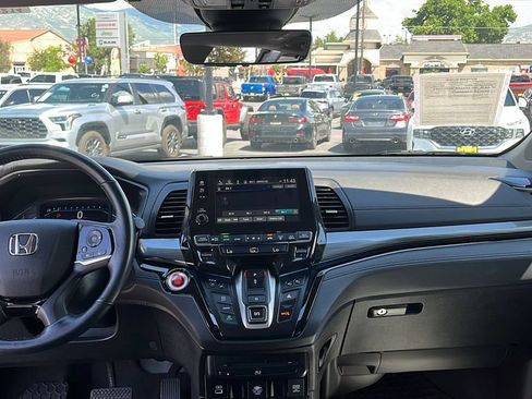 Used 2022 Honda Odyssey Elite image 22