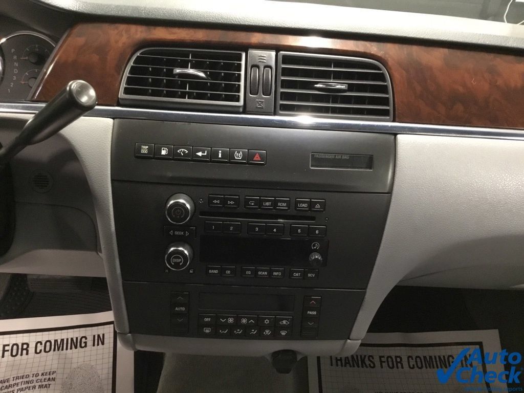 Used 2007 Buick LaCrosse CX FWD image 48