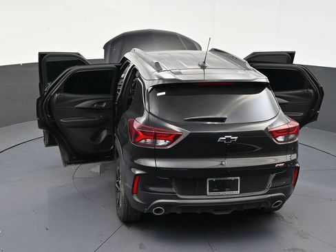 Used 2022 Chevrolet TrailBlazer RS w/ Sun and Liftgate Package FWD image 29