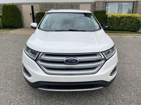 Used 2015 Ford Edge Titanium w/ Technology Package AWD/4WD image 9