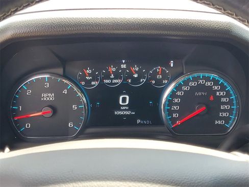 Used 2019 Chevrolet Suburban Premier w/ Premier Plus Edition image 30