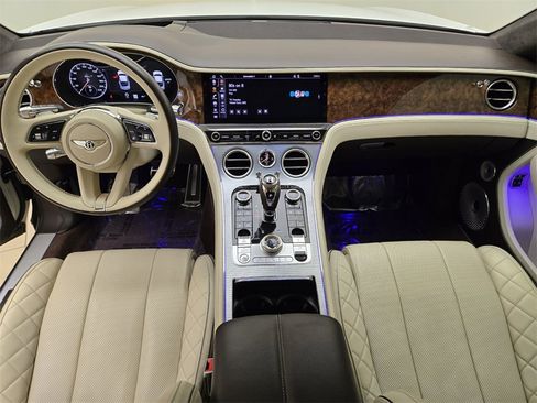 Used 2022 Bentley Continental GT image 23