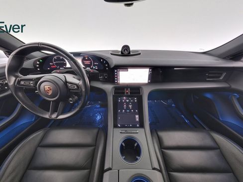 Used 2021 Porsche Taycan 4S image 23